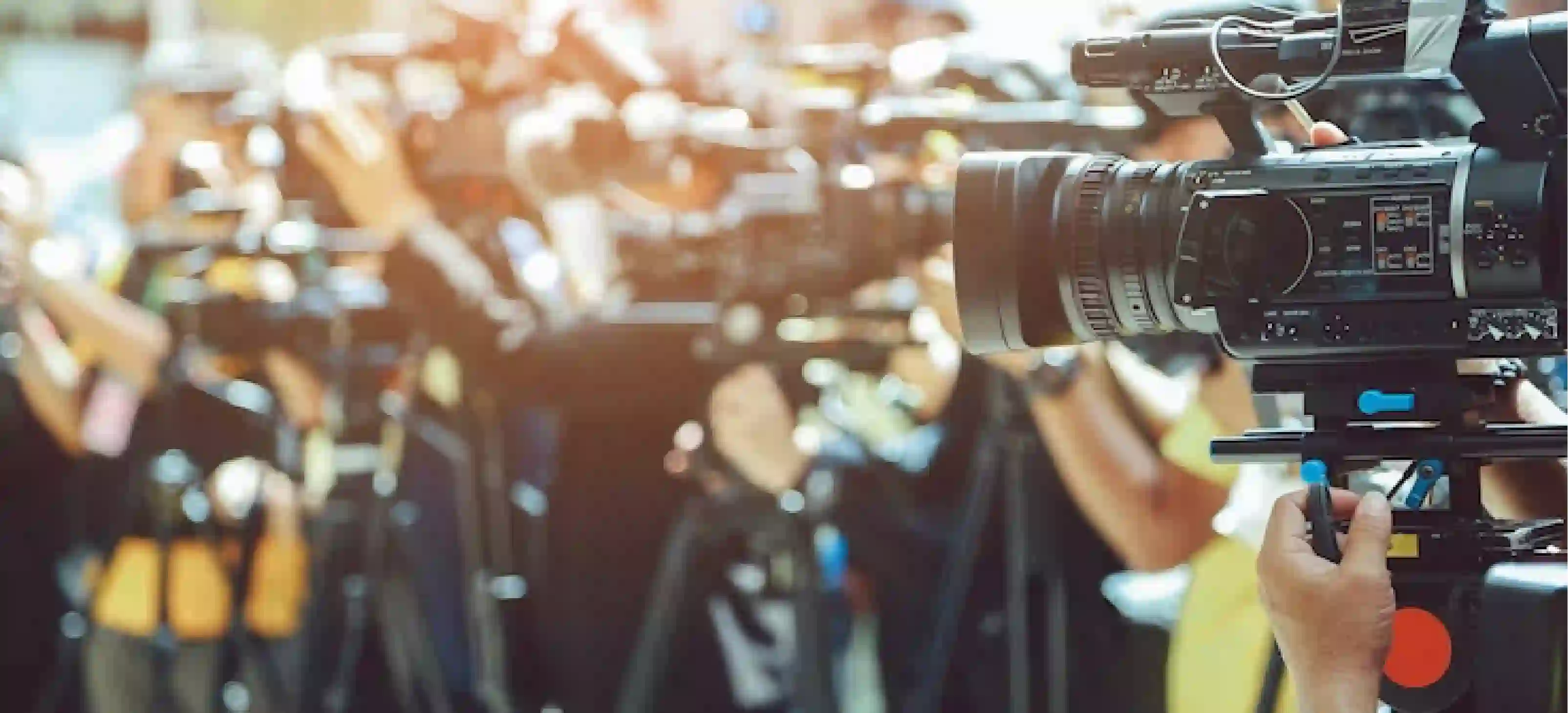 DIPLOMA IN JOURNALISM & MASS COMMUNICATION (Online)